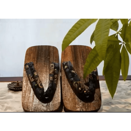 Geta Sandals Wooden Clogs Geta Sandals Flip Flop Two-Teeth Traditional High Heel Slippers